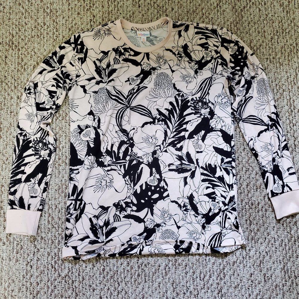 Lularoe x-small long sleeve Hudson